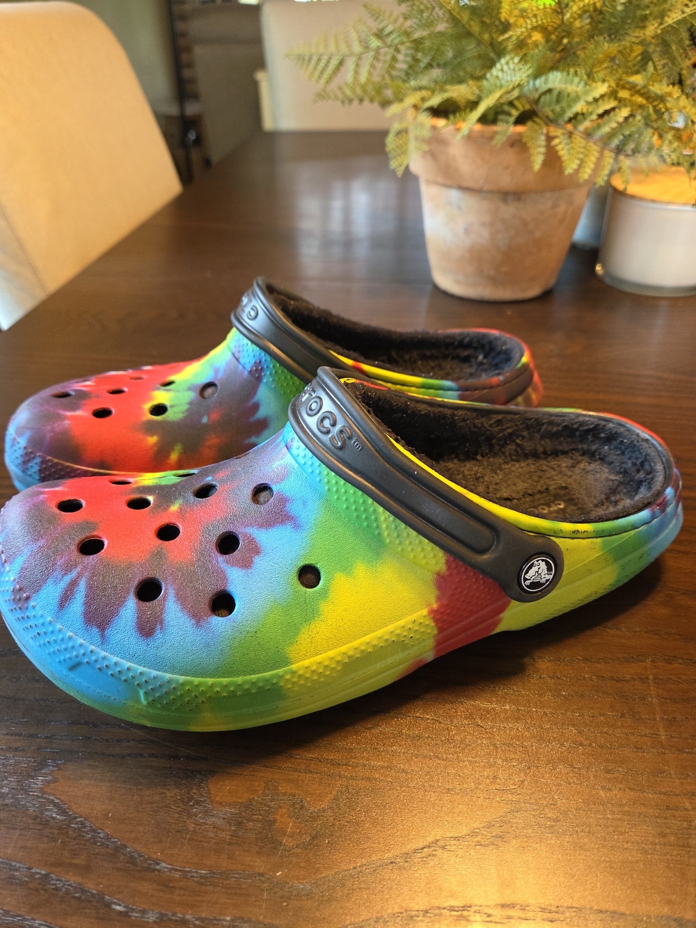 Crocs Classic Lined Tie Dye Clogs Multi Black M 8/W 10 Acid Glow Psychedelic